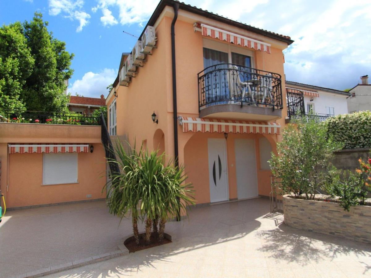 Apartments Carmen Crikvenica Exterior foto