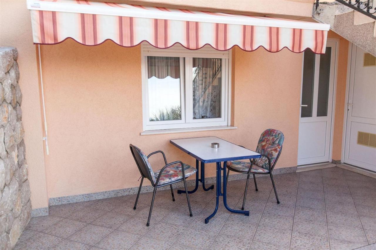 Apartments Carmen Crikvenica Exterior foto
